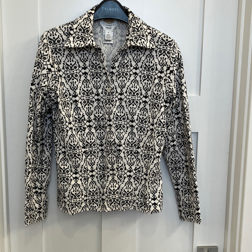 Vintage Talbots Black and White paisley like print Fine Corduroy Button Down